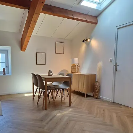 Les De La Bastide Apartment *
